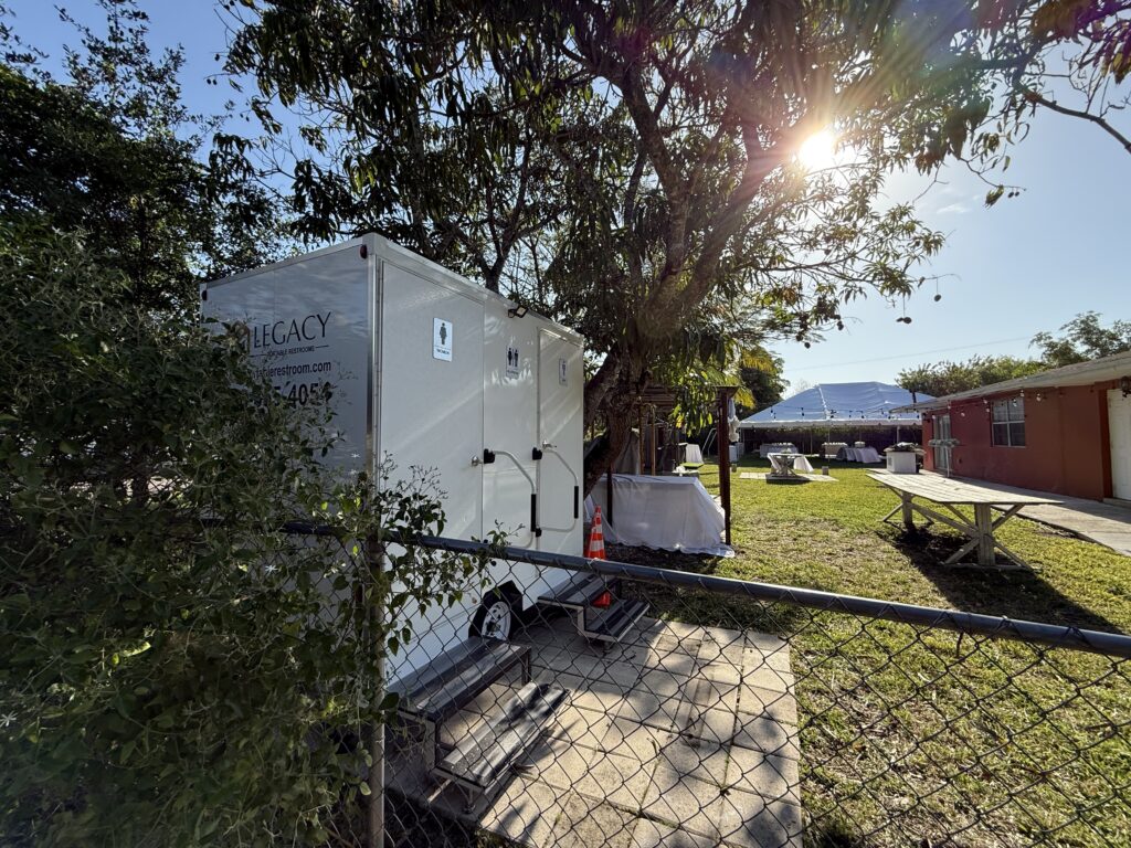 What to Expect from a Restroom Trailer Rental